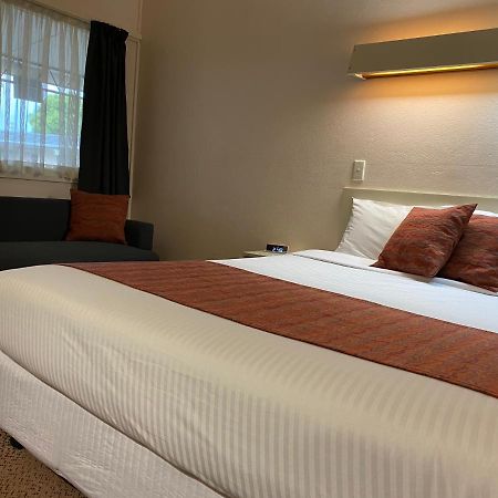 Ben Hall Motor Inn Forbes Εξωτερικό φωτογραφία