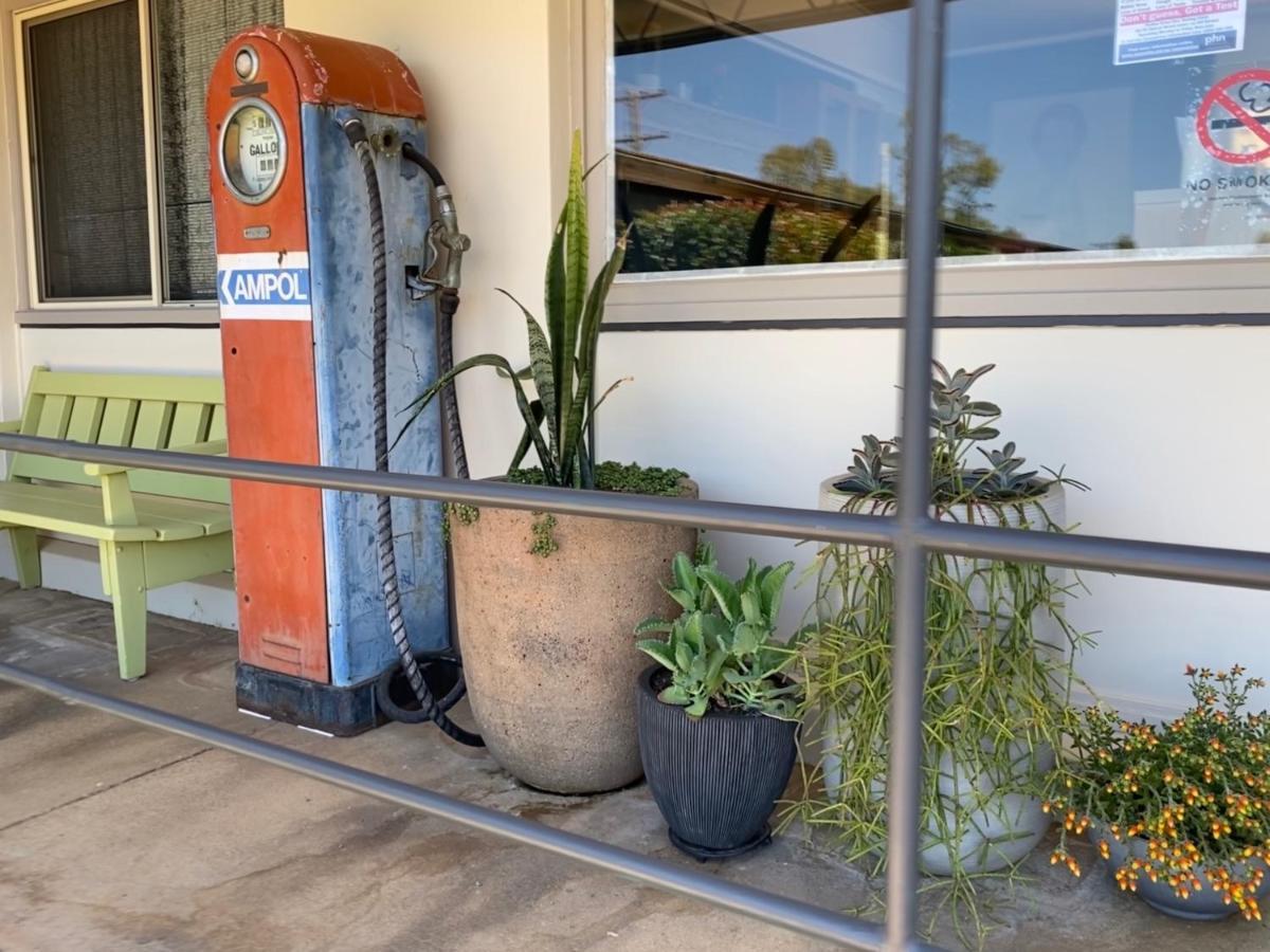 Ben Hall Motor Inn Forbes Εξωτερικό φωτογραφία