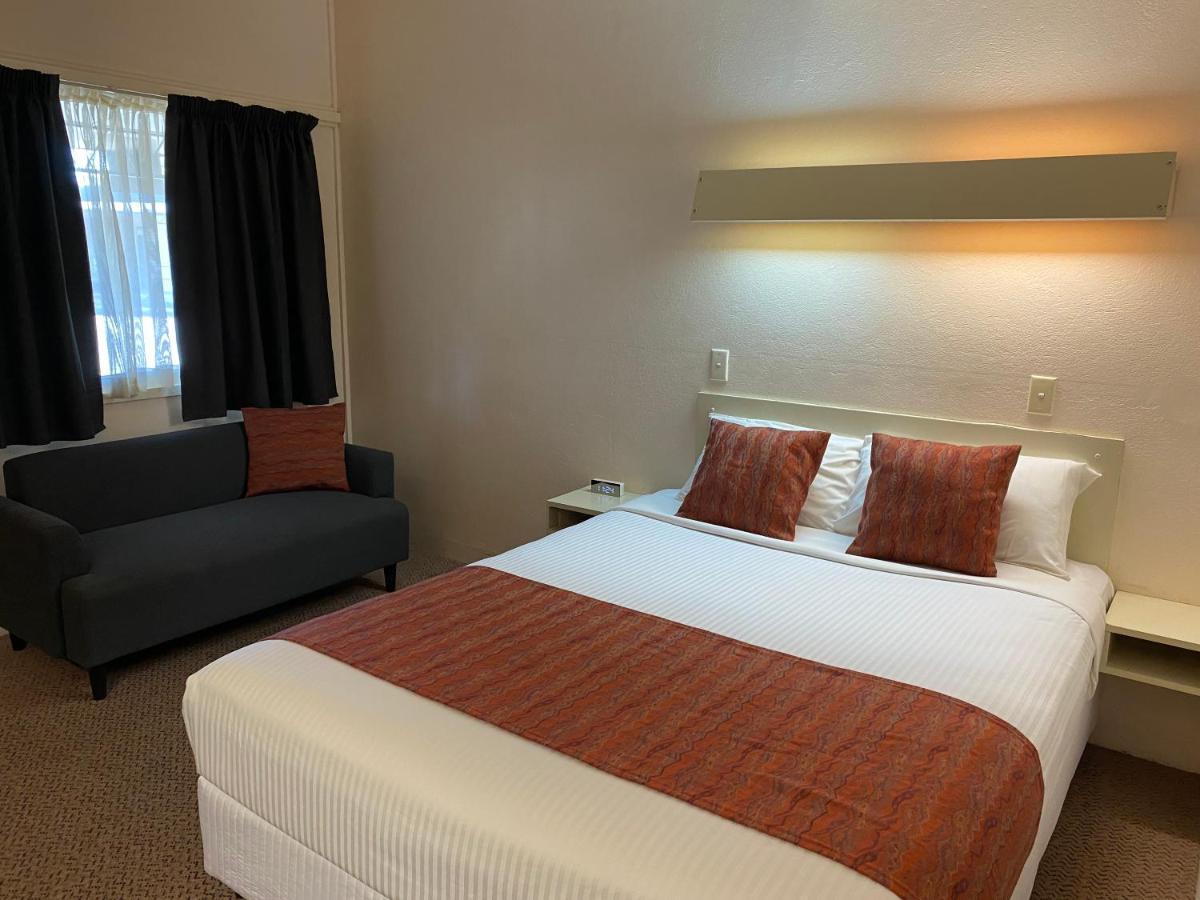 Ben Hall Motor Inn Forbes Εξωτερικό φωτογραφία
