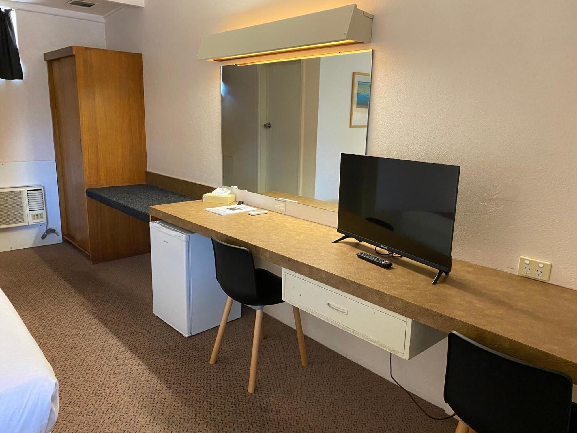 Ben Hall Motor Inn Forbes Εξωτερικό φωτογραφία