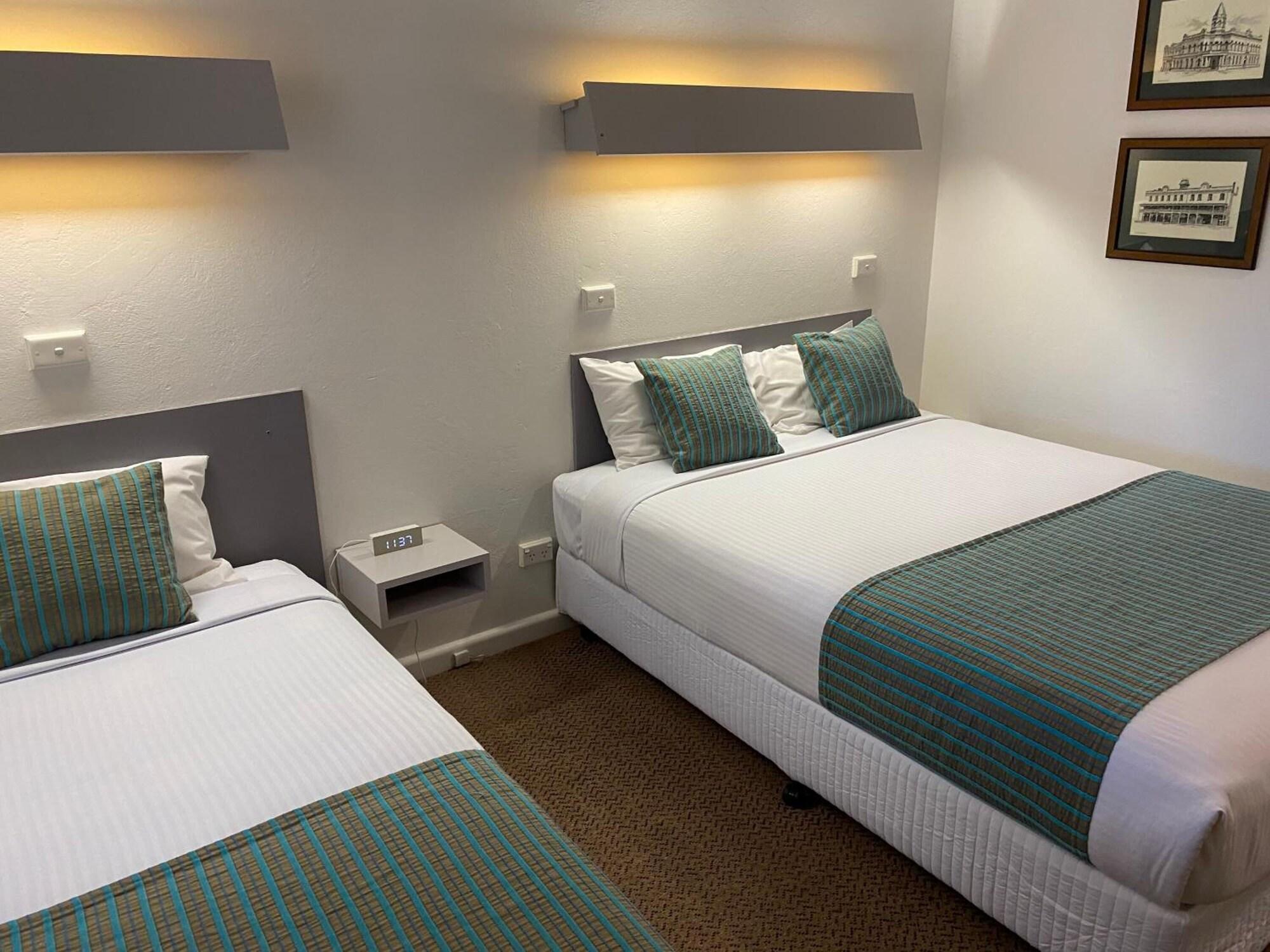 Ben Hall Motor Inn Forbes Εξωτερικό φωτογραφία