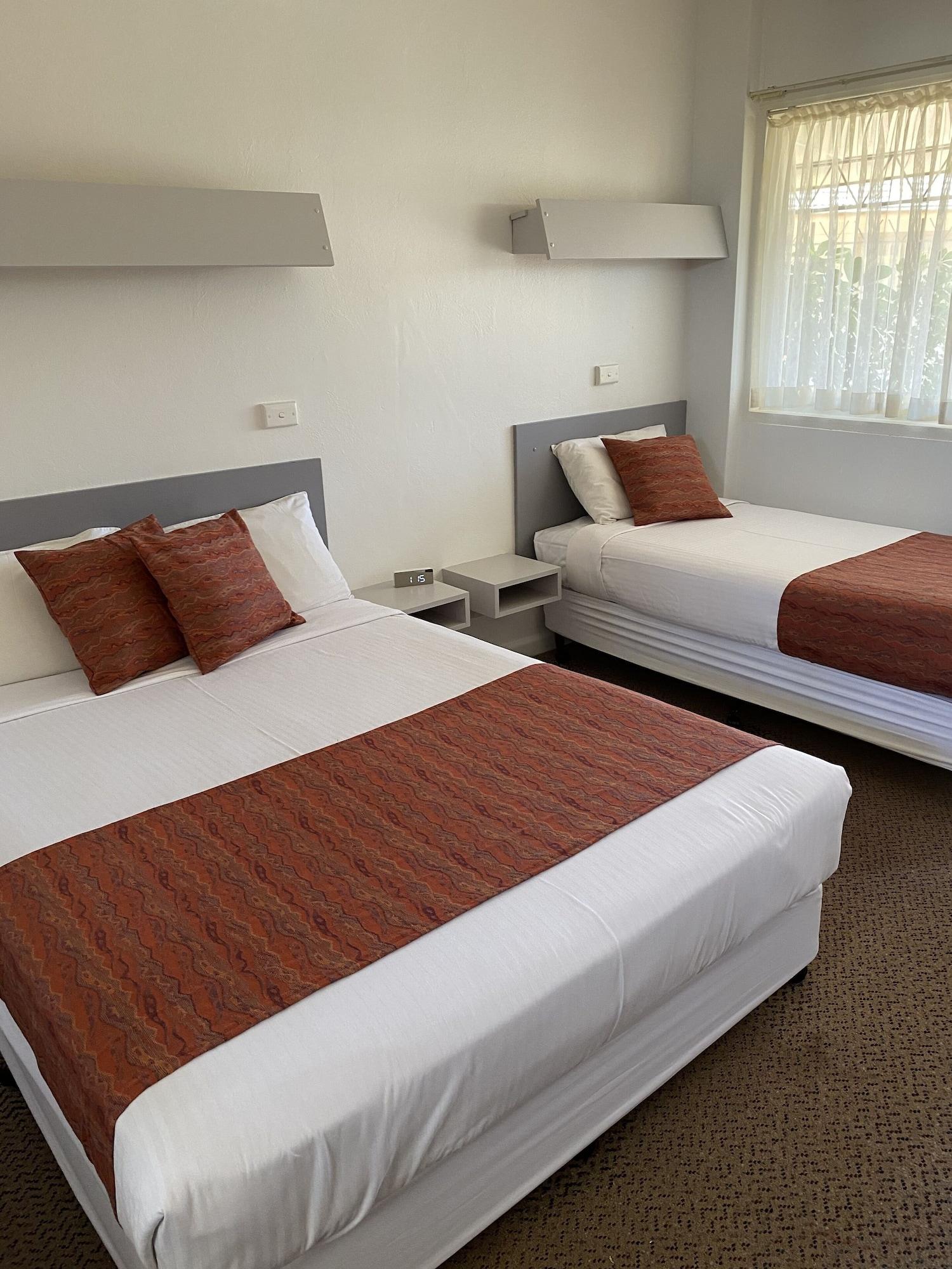 Ben Hall Motor Inn Forbes Εξωτερικό φωτογραφία