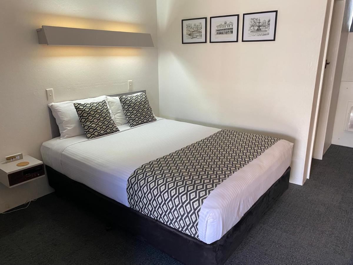 Ben Hall Motor Inn Forbes Εξωτερικό φωτογραφία