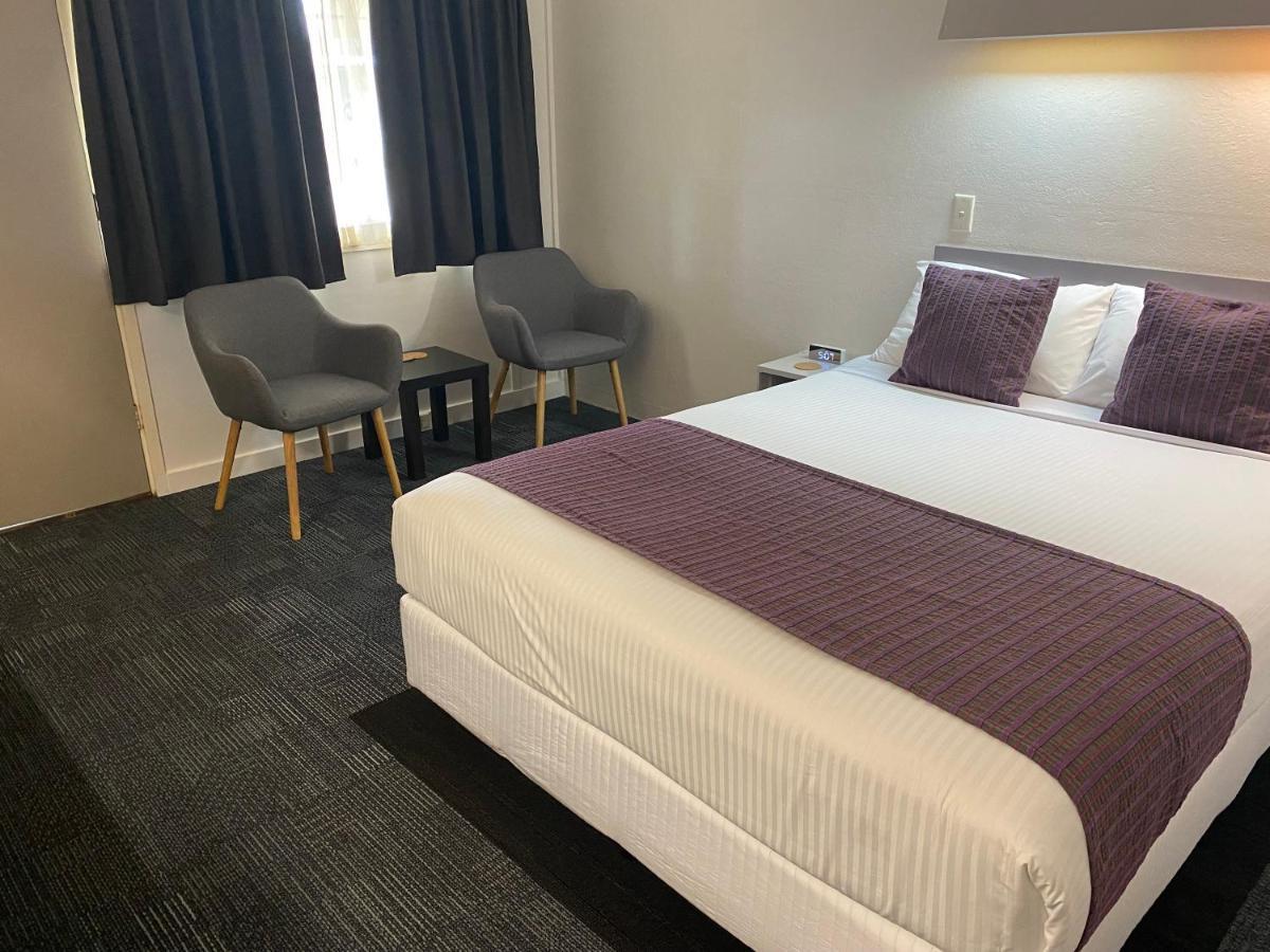 Ben Hall Motor Inn Forbes Εξωτερικό φωτογραφία